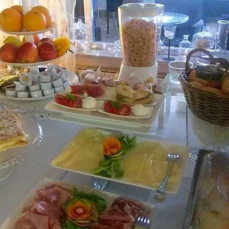 索尔餐厅酒店 酒店 穆贾